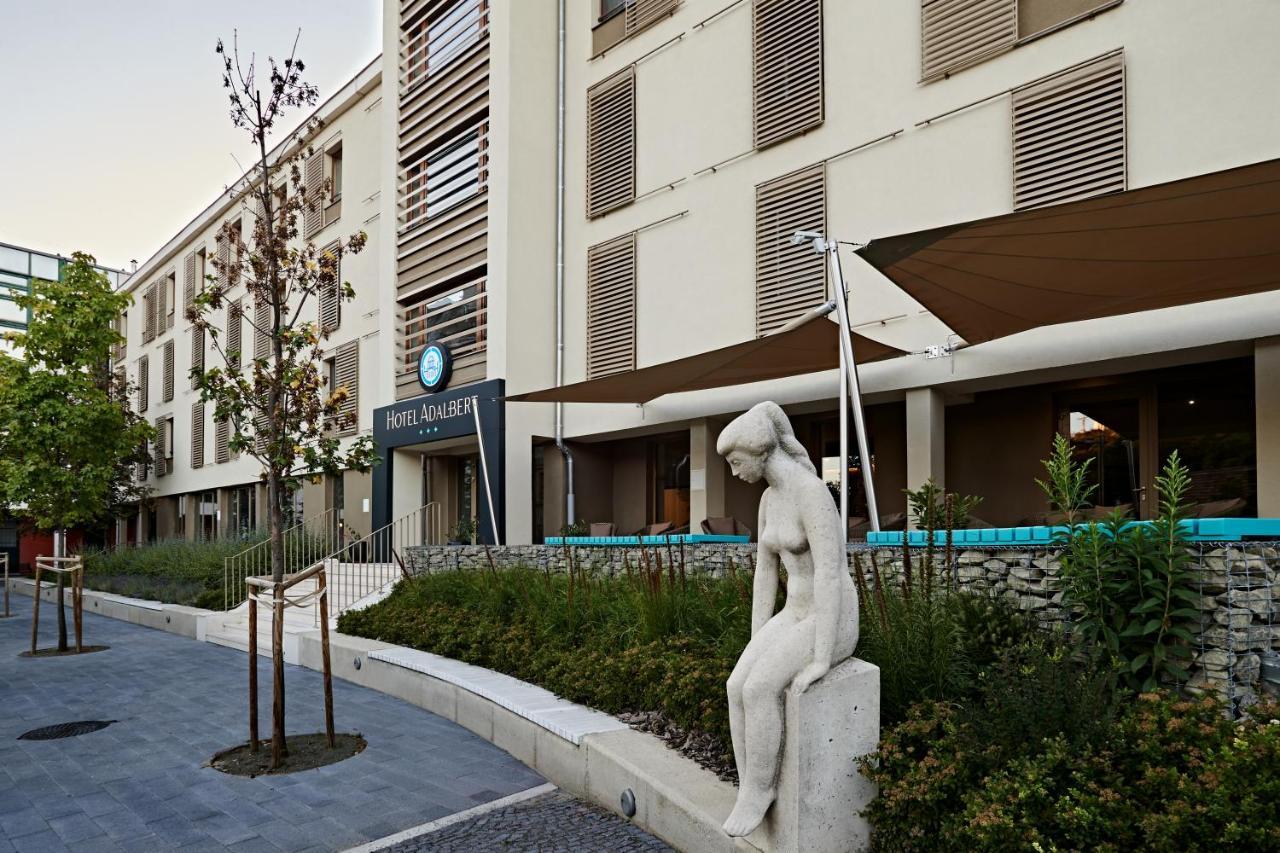 Hotel Adalbert Szent Tamas Haz เอสแตร์กอม ภายนอก รูปภาพ